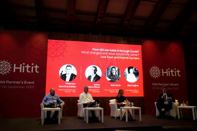 Panel talks with industry experts