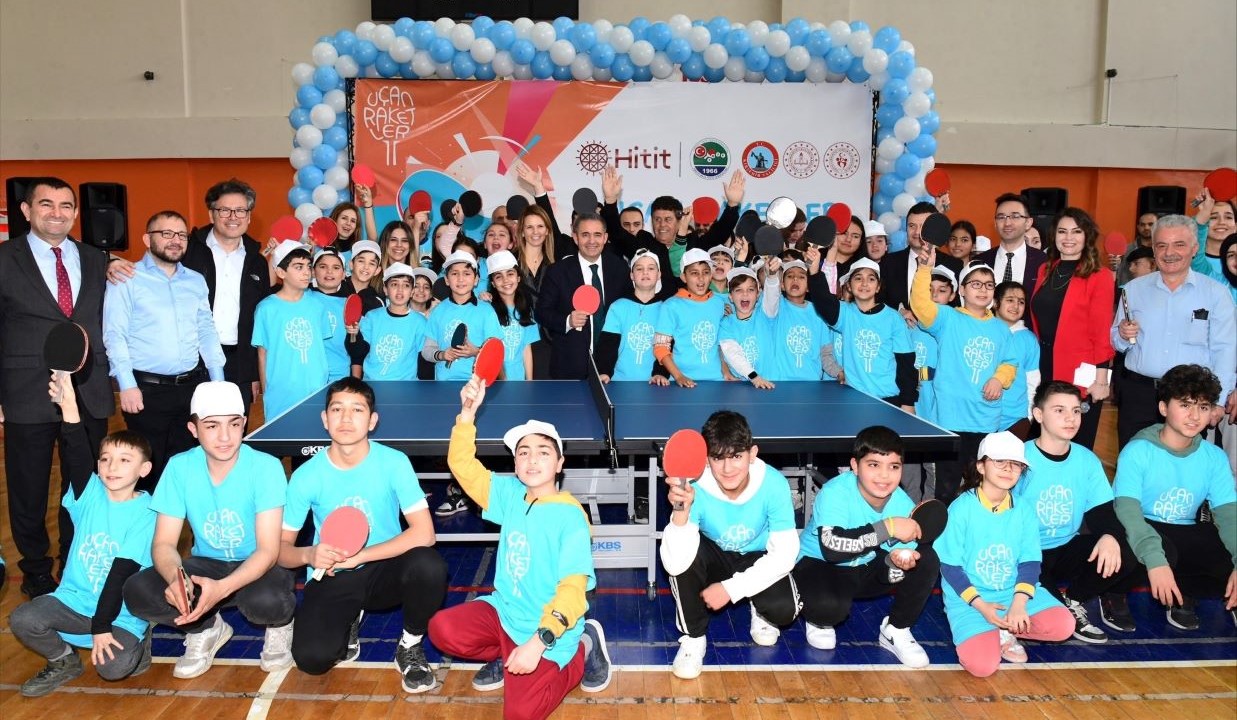 6 Yılda 150 Bin Çocuğu Masa Tenisi ile Buluşturan Ödüllü Uçan Raketler Kırşehir’de